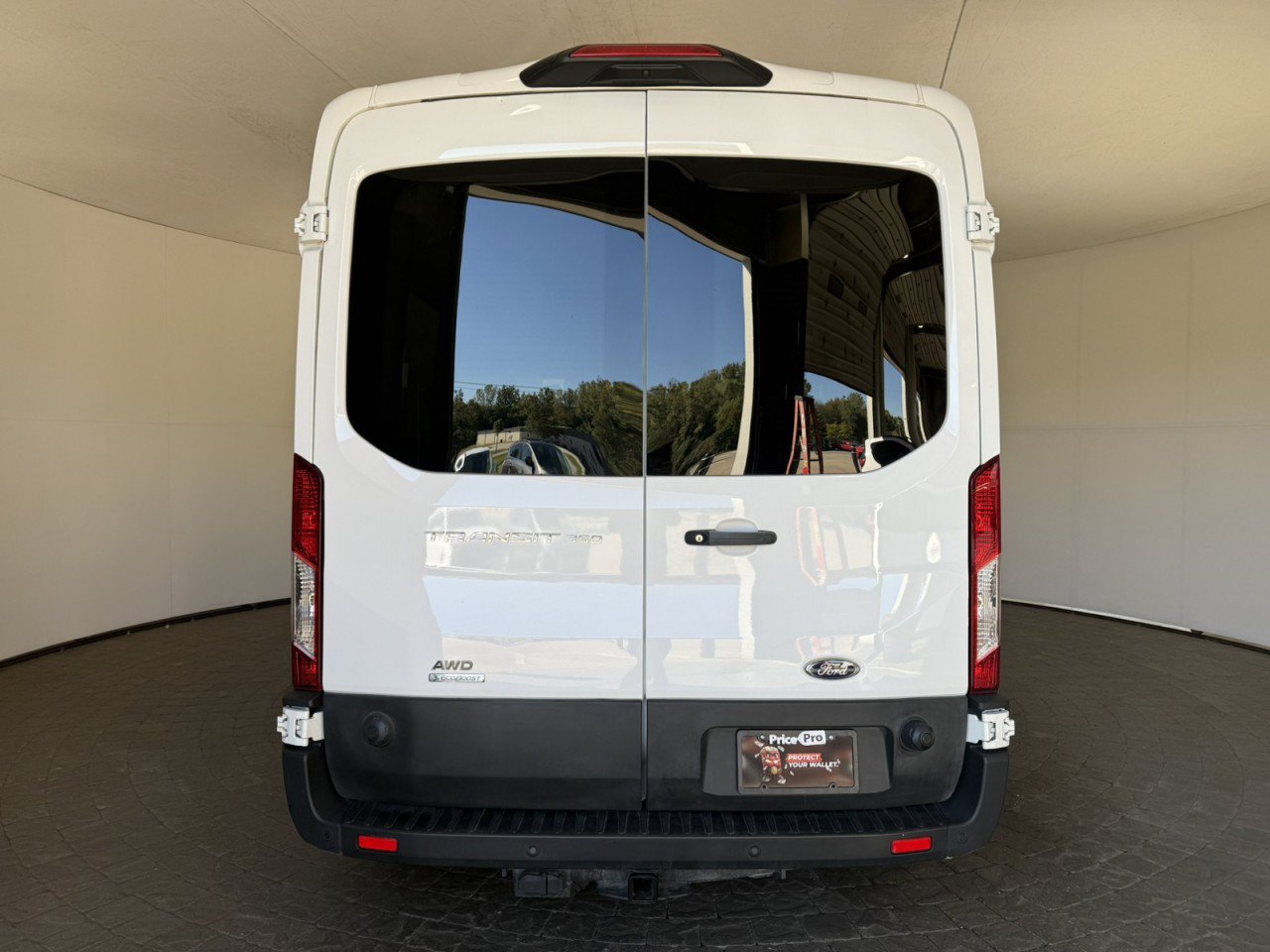 Used 2024 Ford Transit 350 XL AWD/4WD image 6