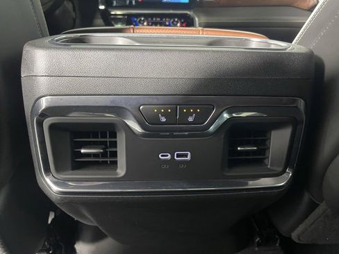 Used 2022 GMC Sierra 1500 Denali Ultimate image 35