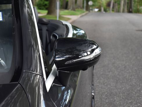 Used 2021 Mercedes-Benz E 450 4MATIC Cabriolet w/ AMG Line image 18