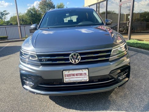 Used 2020 Volkswagen Tiguan SEL Premium R-Line image 5