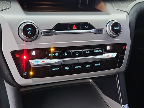 Used 2021 Ford Explorer Timberline image 27