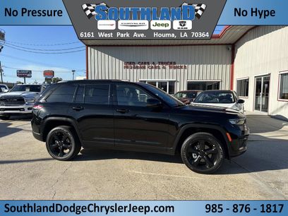 Used 2024 Jeep Grand Cherokee Altitude