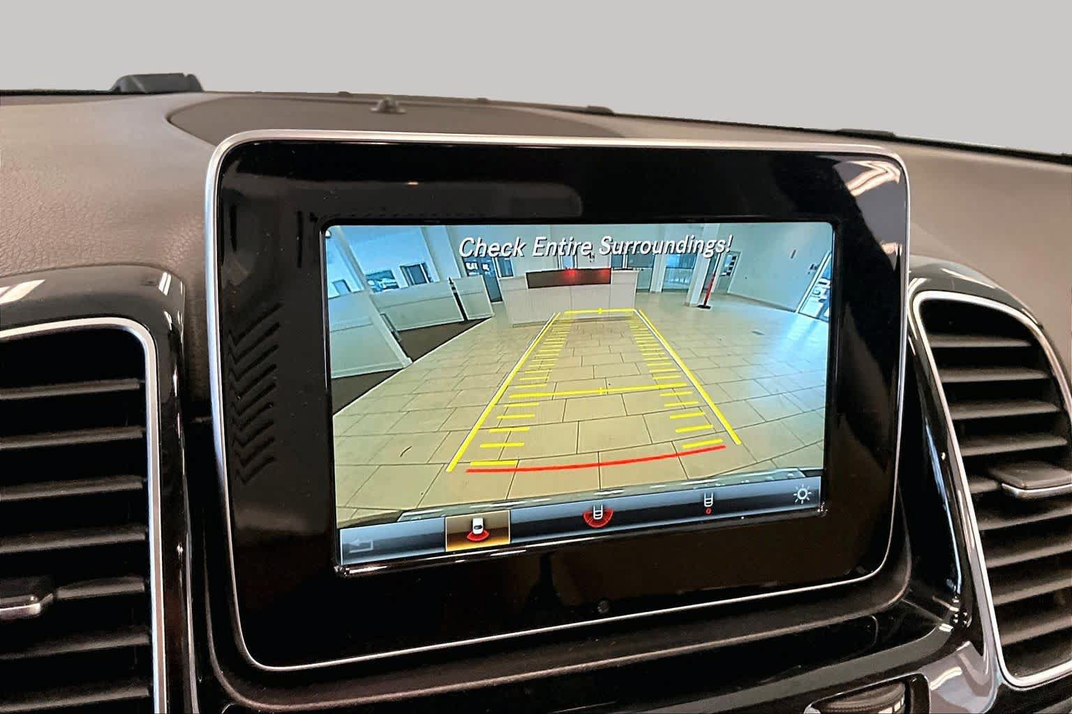 Used 2018 Mercedes-Benz GLE 350 image 25