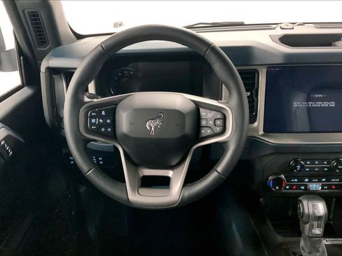 Certified 2024 Ford Bronco Outer Banks image 5