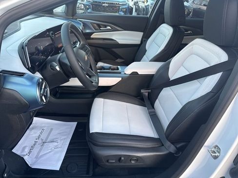 New 2026 Chevrolet Equinox EV LT w/ Convenience Package II image 11