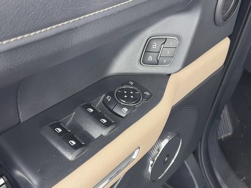 Used 2023 Ford Expedition Limited AWD/4WD image 26