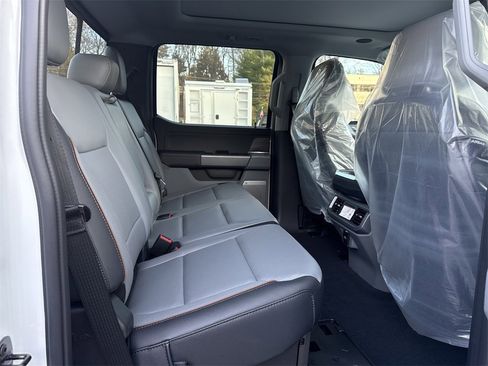 New 2025 Ford F150 Lariat w/ Equipment Group 502A High image 32