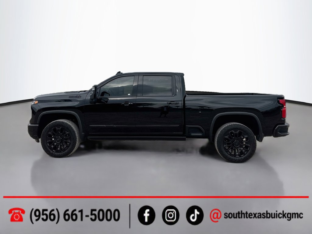 Used 2026 Chevrolet Silverado 2500 High Country w/ Midnight Edition AWD/4WD image 4