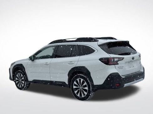 Used 2023 Subaru Outback Limited image 9