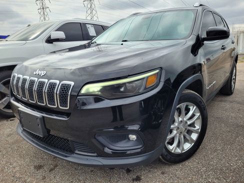 Used 2019 Jeep Cherokee Latitude w/ Popular Appearance Group image 21