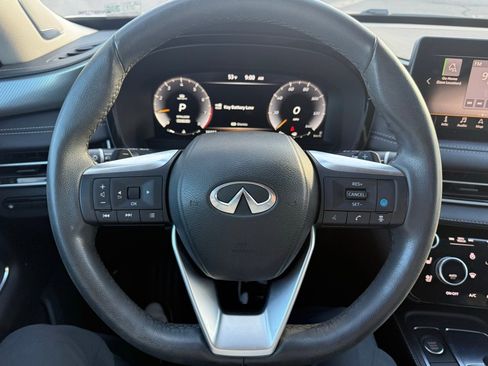 Used 2023 INFINITI QX60 Luxe w/ Performance Audio Package image 17