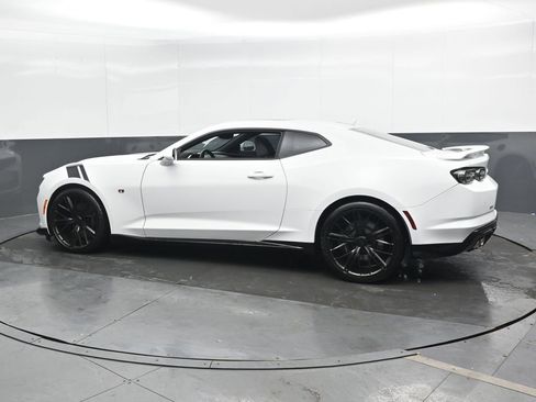 Used 2019 Chevrolet Camaro SS image 8