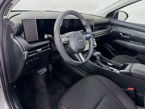 Certified 2025 Hyundai Tucson SEL image 9