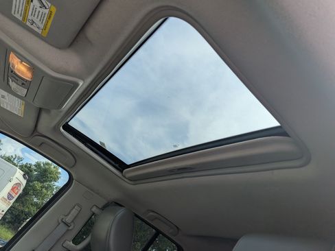 Used 2019 Nissan Frontier SL RWD image 21