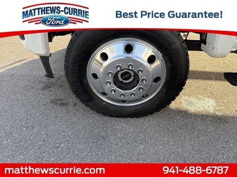 New 2026 Ford F450 Platinum w/ FX4 Off-Road Package image 16