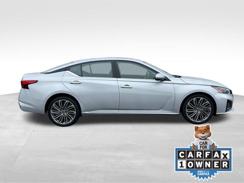 Used 2023 Nissan Altima 2.5 SL image 2
