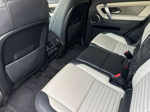 Used 2020 Land Rover Discovery Sport SE R-Dynamic image 26