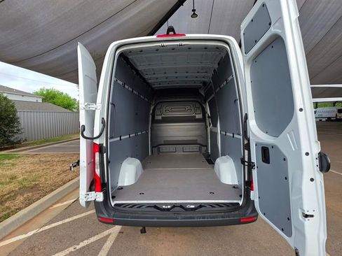 New 2026 Mercedes-Benz Sprinter 2500 image 12
