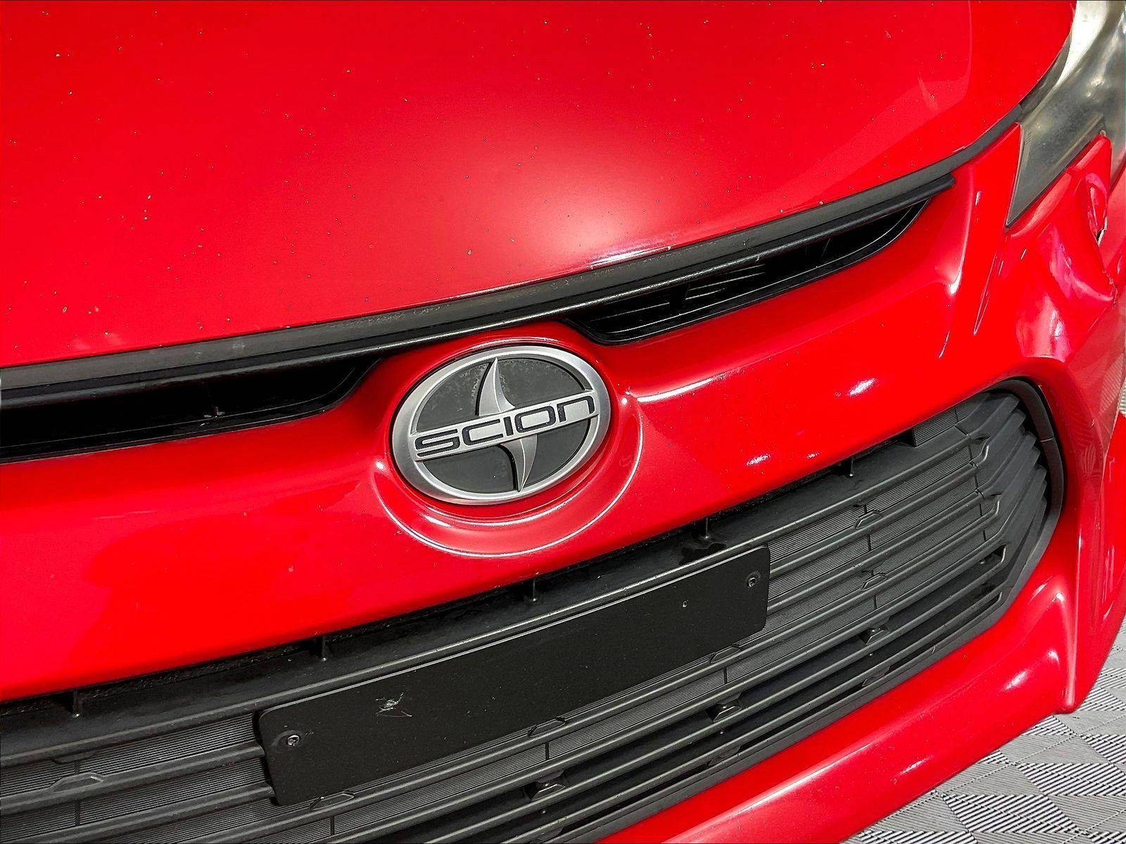 Used 2015 Scion tC FWD image 30