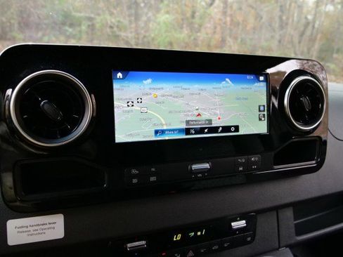 Used 2023 Mercedes-Benz Sprinter 3500 w/ Parking Package image 9