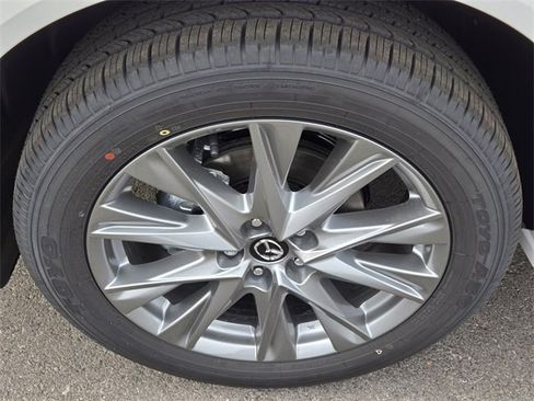 New 2025 MAZDA CX-5 AWD 2.5 S w/ Premium Plus Pkg image 5