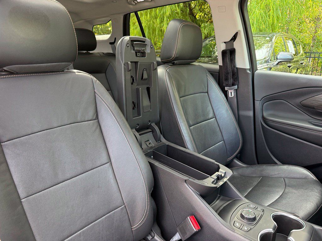 Used 2020 GMC Terrain SLT w/ Preferred Package AWD/4WD image 44