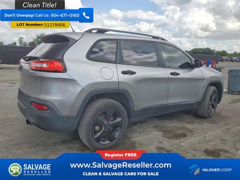 Used 2017 Jeep Cherokee Sport FWD image 4