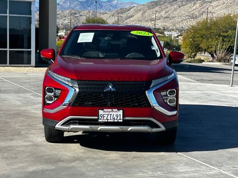 Used 2023 Mitsubishi Eclipse Cross SE image 2