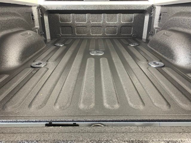 New 2026 RAM 2500 Laramie w/ Sport Appearance Package AWD/4WD image 9