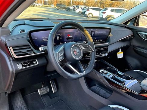 Used 2025 Buick Envision Sport Touring image 17