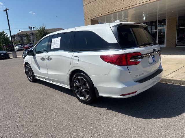Used 2022 Honda Odyssey Elite image 3