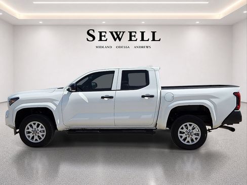 Used 2025 Toyota Tacoma SR RWD image 2