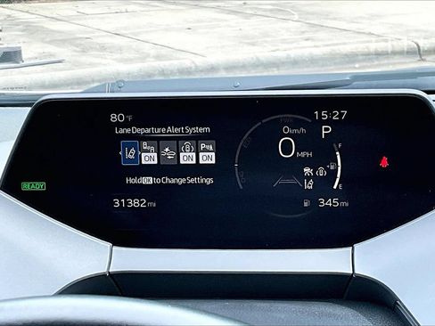 Used 2023 Toyota Prius LE FWD image 10