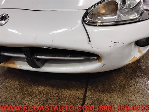 Used 1998 Jaguar XK8 Convertible image 17