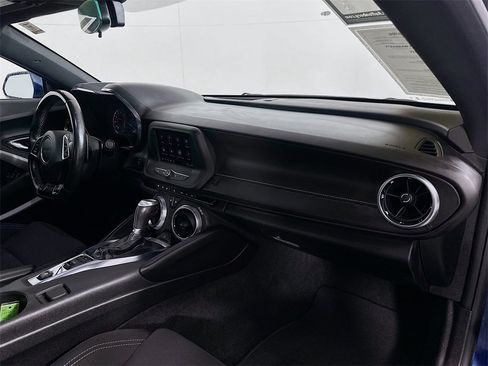 Used 2021 Chevrolet Camaro LT image 26