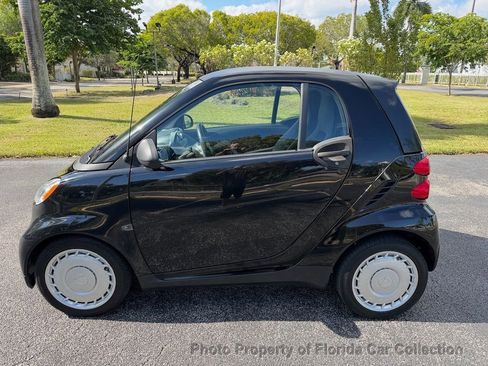 Used 2009 smart fortwo pure image 5