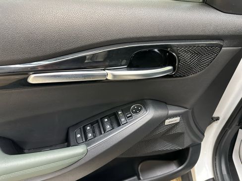 Used 2024 Kia Seltos SX w/ SX Sunroof Package image 26