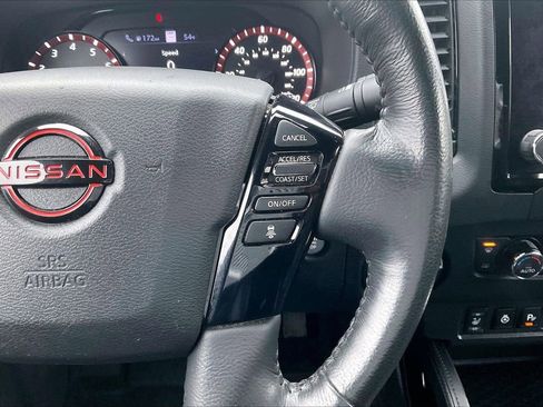 Used 2022 Nissan Frontier PRO-4X w/ Pro-4X Premium Package image 32