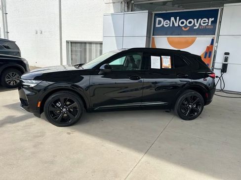 Used 2023 Buick Envision Essence w/ Sport Touring Package FWD image 13