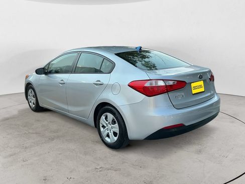 Used 2015 Kia Forte LX FWD image 7