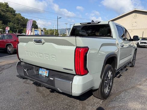Used 2026 Toyota Tundra Limited AWD/4WD image 9