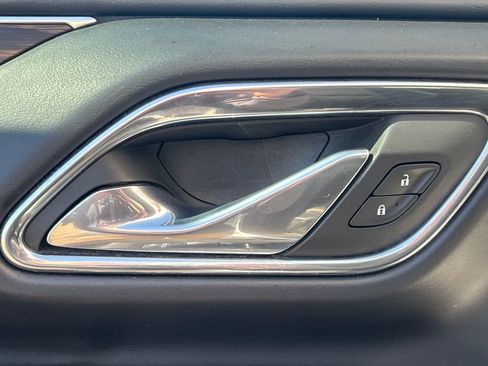 Used 2023 Chevrolet Tahoe Premier image 7