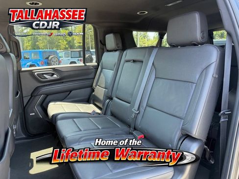 Used 2024 Chevrolet Suburban LT AWD/4WD image 26