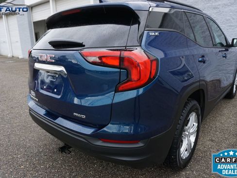 Used 2020 GMC Terrain SLE w/ Driver Convenience Package AWD/4WD image 11