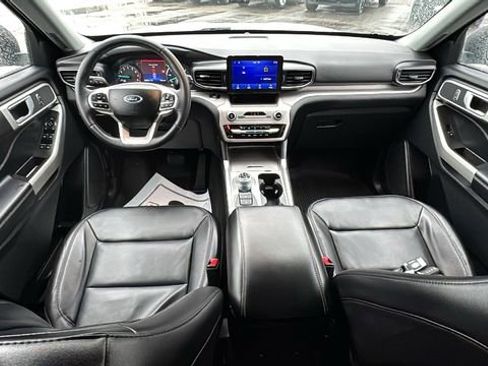Certified 2023 Ford Explorer XLT w/ Equipment Group 202A AWD/4WD image 12
