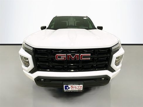 New 2026 GMC Canyon Elevation w/ Convenience Package image 2