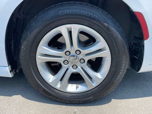 Used 2023 Dodge Charger SXT RWD image 32