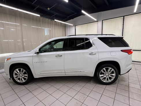 Used 2020 Chevrolet Traverse High Country AWD/4WD image 9