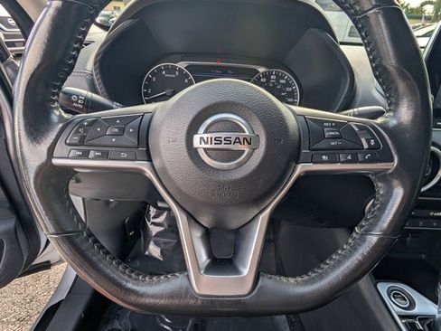 Used 2021 Nissan Sentra SV image 28