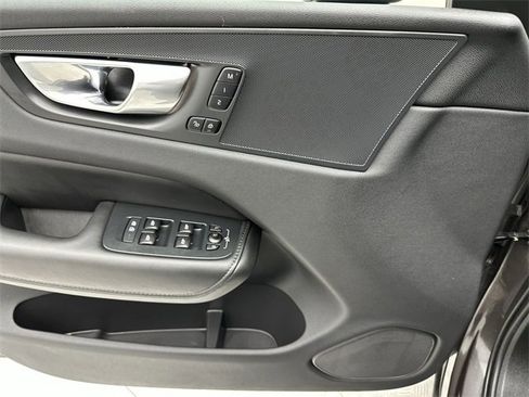 Certified 2025 Volvo XC60 B5 Plus image 13
